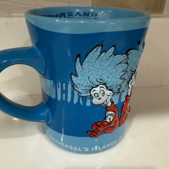 Universal’s Islands of Adventure Blue Dr. Seuss Thing 1 and Thing 2 Mug 2006 - Picture 4 of 8
